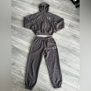 Women's Gray Tracksuit Set size smalls